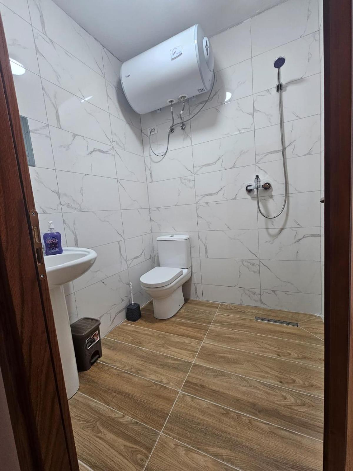 ホテル Castle - Inside,Voga Guesthause Krujë 部屋 写真